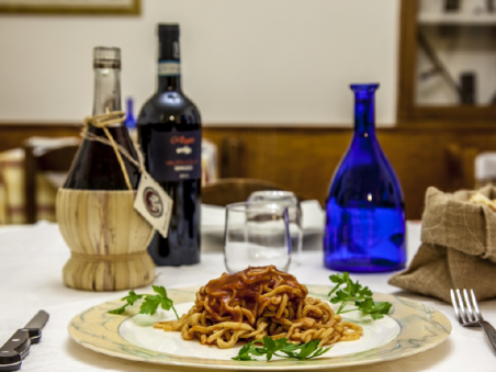 La pasta italiana in Umbria. 10 formati tipici e la ricetta degli strangozzi