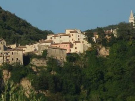 Val Menotre, un’immersione nell’Umbria più verde e antica